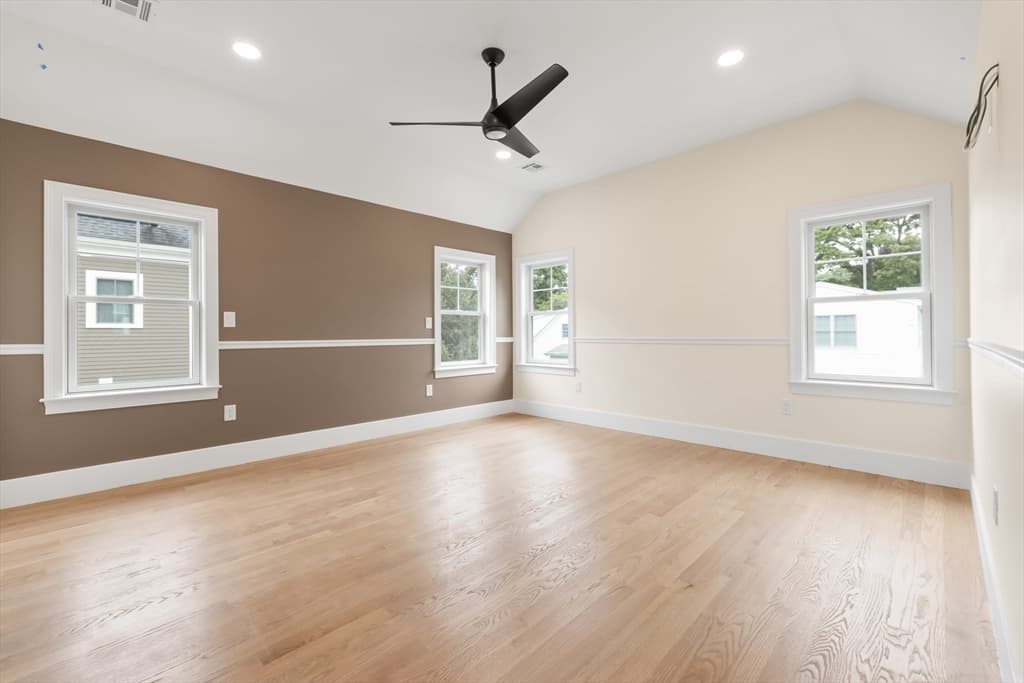 54 Hawthorn Ave, Needham MA 02492 photo 19