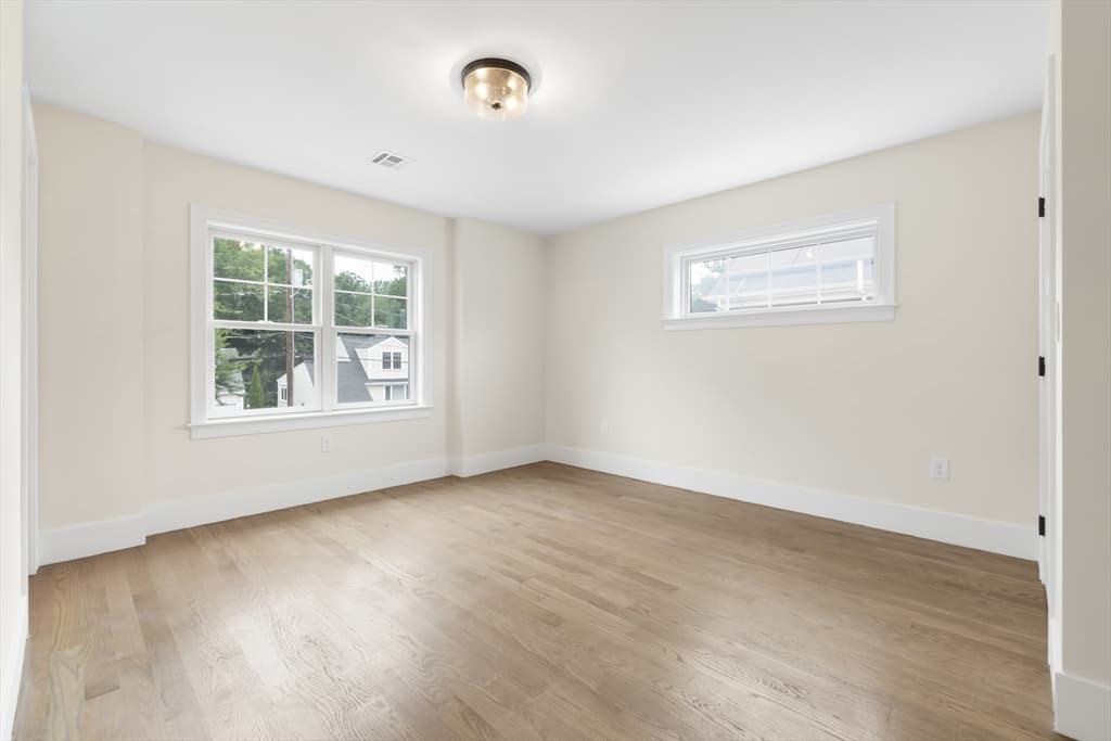 54 Hawthorn Ave, Needham MA 02492 photo 25