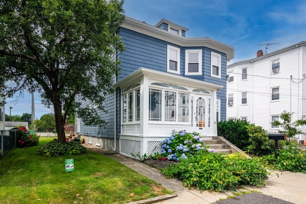 Single Family Residence at 25 Saint George Ave, Norwood MA 02062, photo 4 of 30