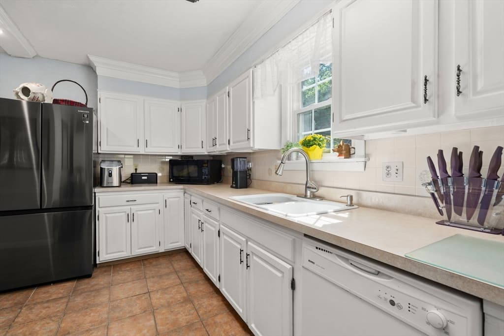 22 Union Rd, Norton MA 02766 photo 6