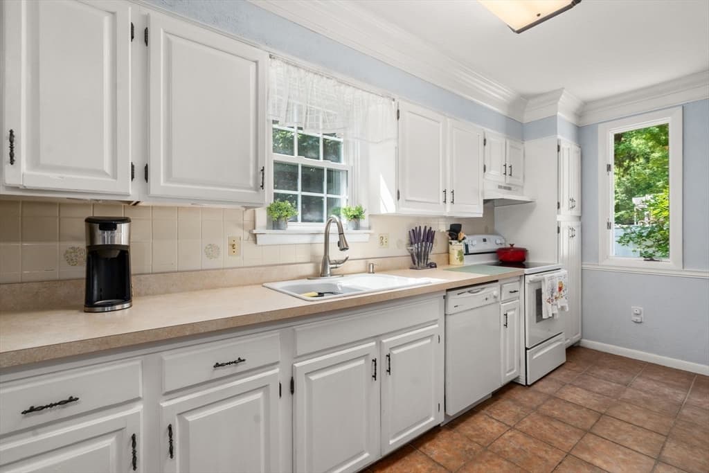22 Union Rd, Norton MA 02766 photo 5