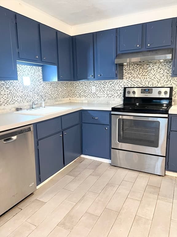 53 Swanson Court # 16C, Boxborough MA 01719