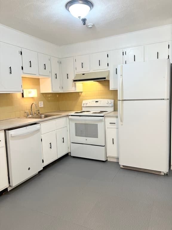 15 Spencer Road # 22E, Boxborough MA 01719