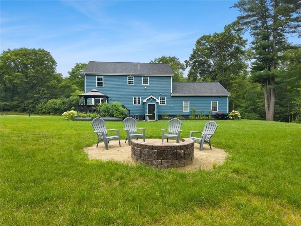 430 Thrasher St, Raynham MA 02767 photo 7