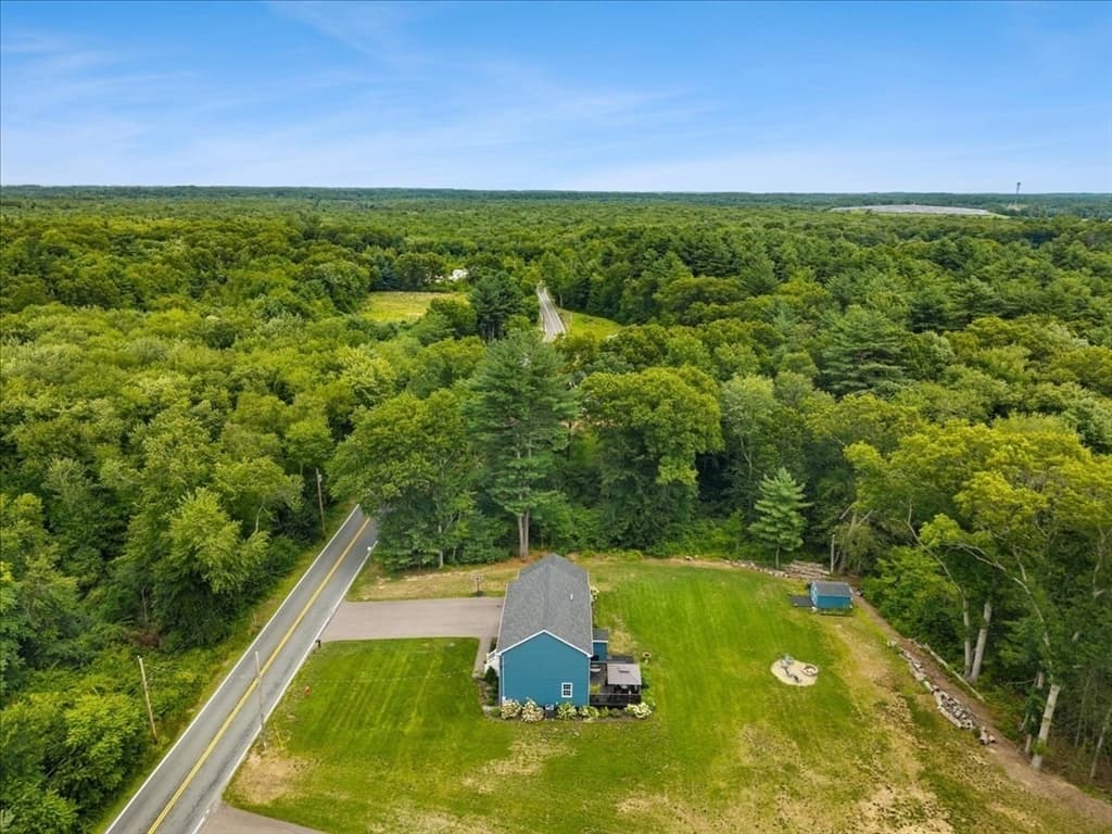430 Thrasher St, Raynham MA 02767 photo 5