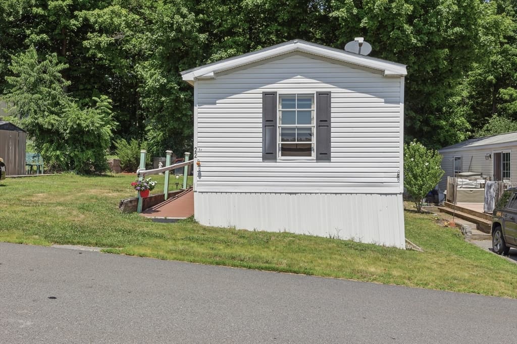 83 Clark Road # 22, Shirley MA 01464 photo 33