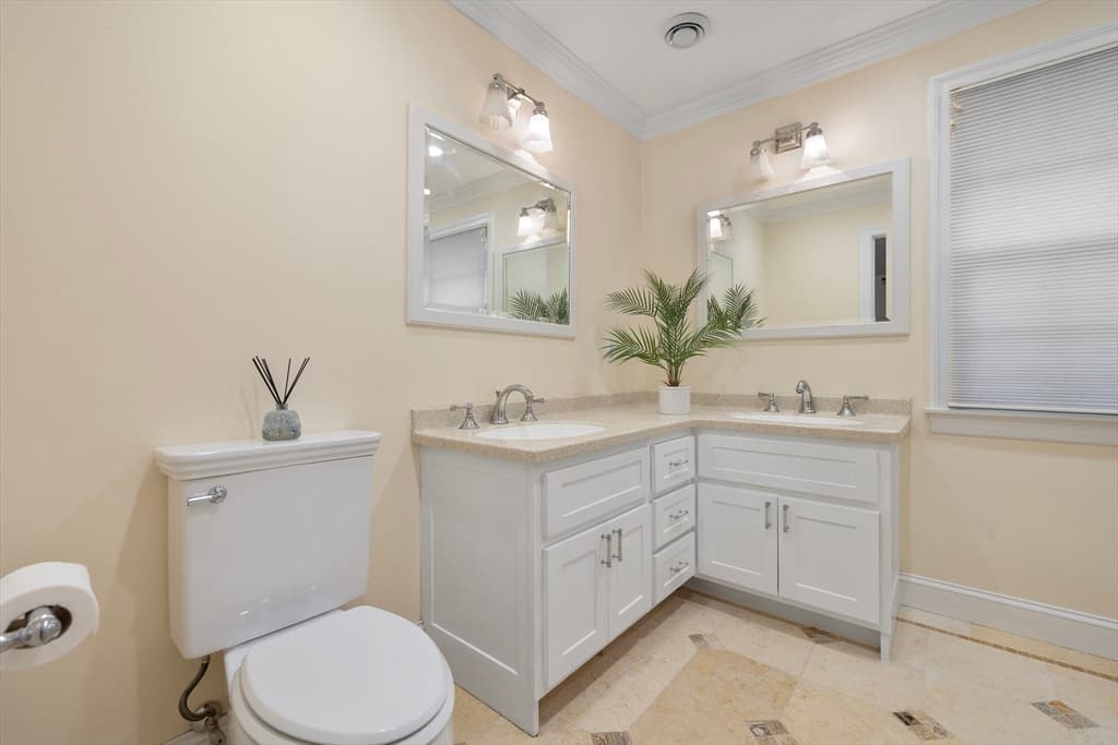 241 Ridge St, Winchester MA 01890 photo 17