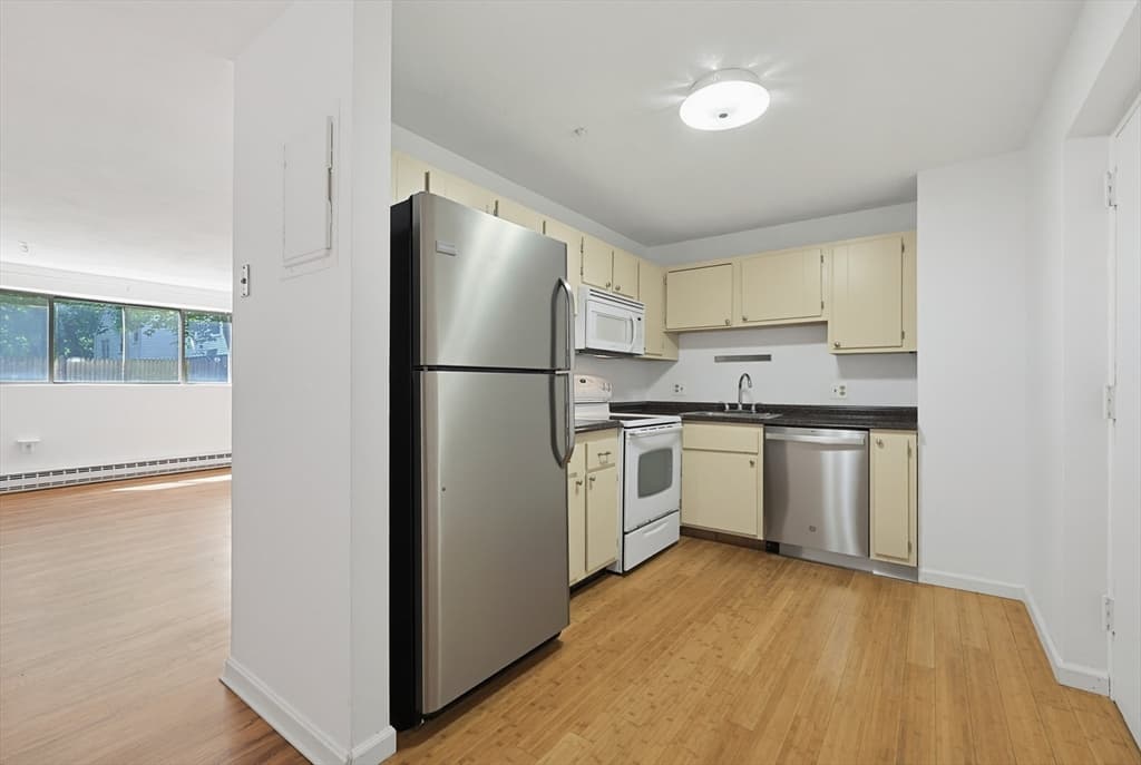 65 Milliken Ave # 3, Franklin MA 02038 photo 3