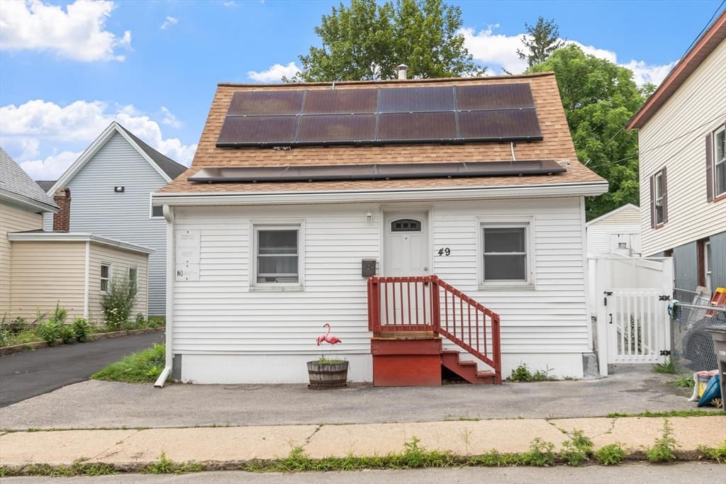 49 Baker Street, Gardner MA 01440