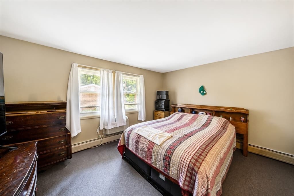 48 Manor Court # 48, Springfield MA 01118 photo 8