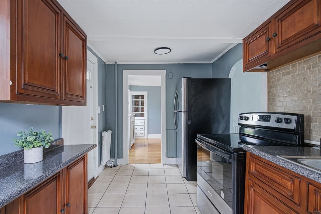92 Broadway, Taunton MA 02780 photo 7