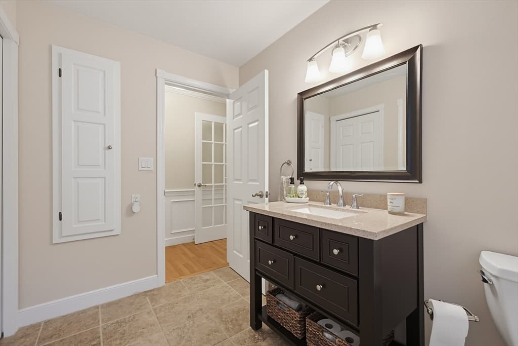 25 Erin Way, Holliston MA 01746 photo 24