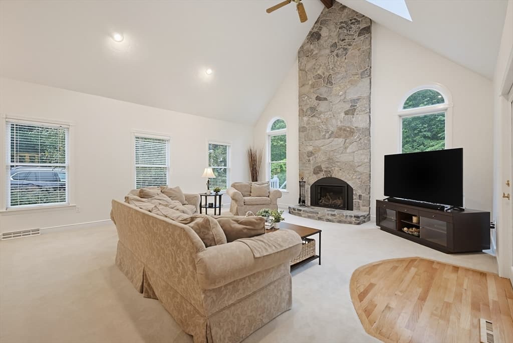 25 Erin Way, Holliston MA 01746 photo 15