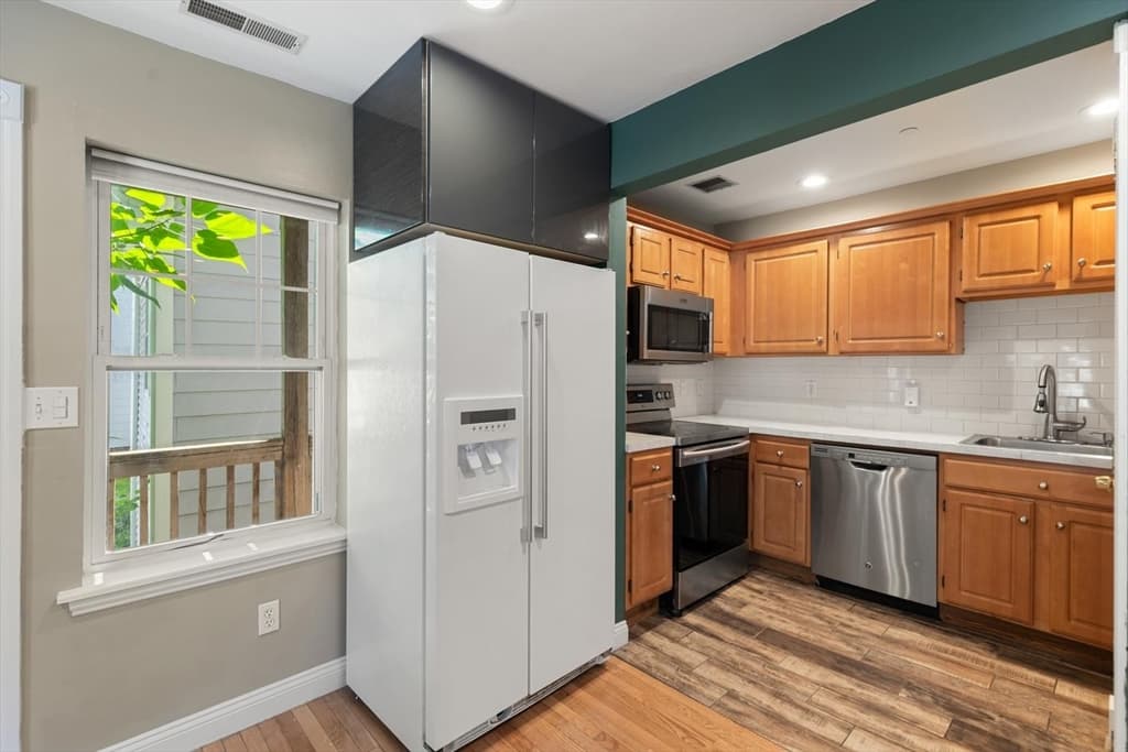 30 Tufts Ave # B, Everett MA 02149 photo 10