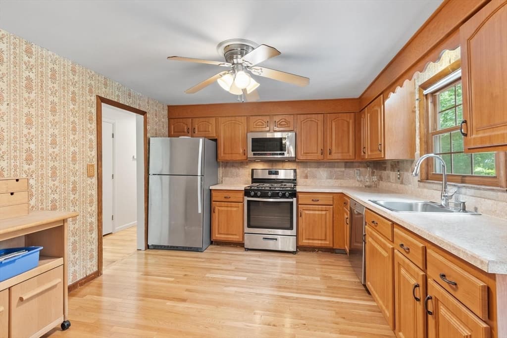 7 Meadowbrook Rd, Chelmsford MA 01863 photo 20