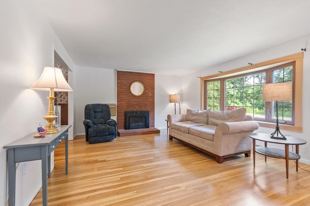 7 Meadowbrook Rd, Chelmsford MA 01863 photo 9