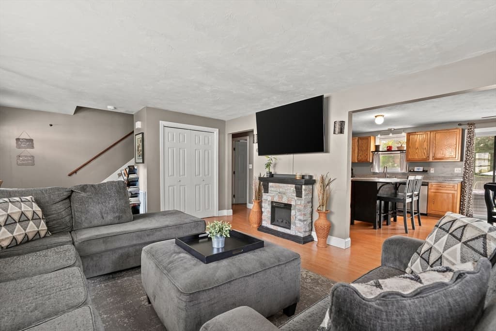 85 Baylies Rd # 2, Taunton MA 02780 photo 10