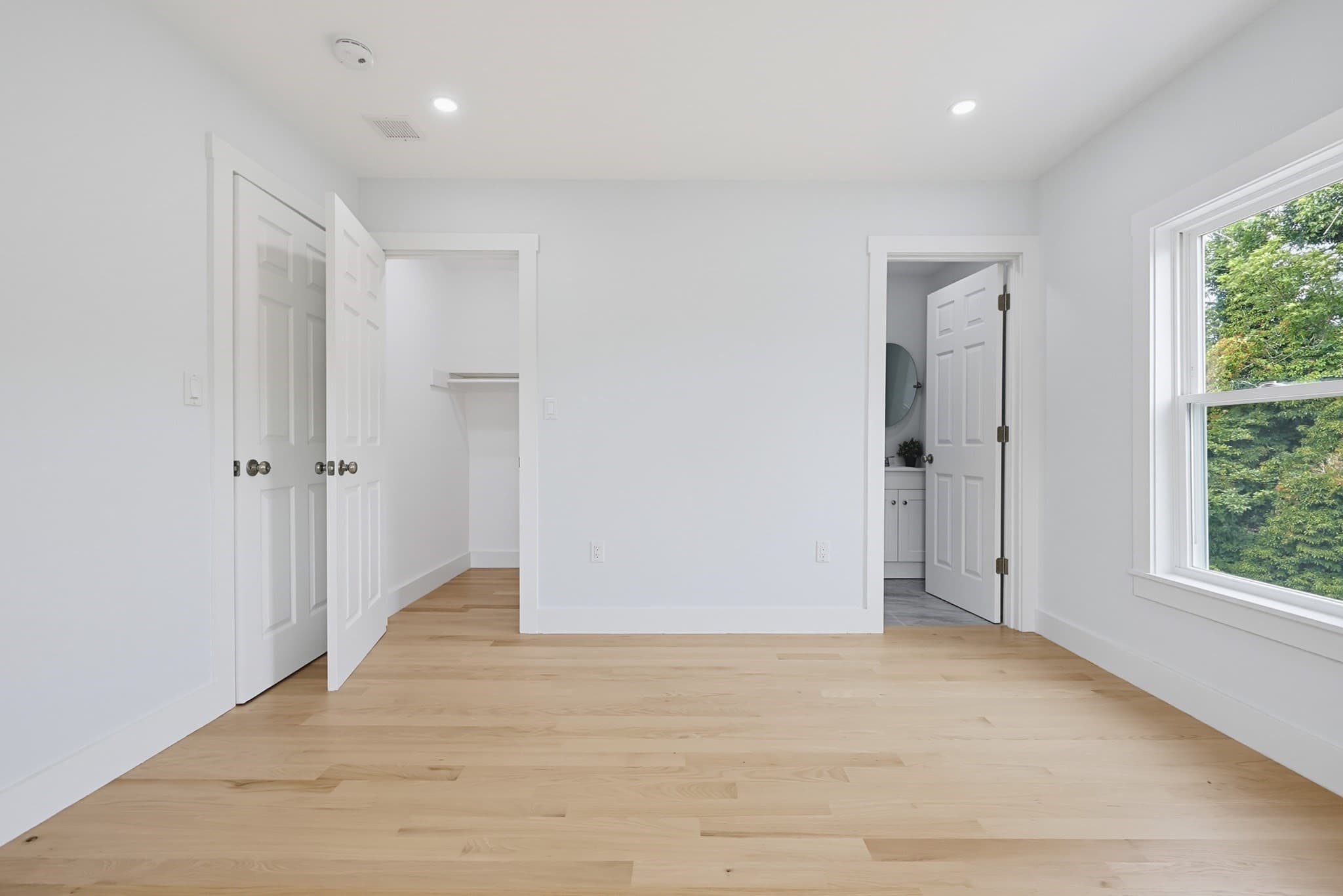 Single Family Residence at 358 W Main St, Avon MA 02322, Avon, photo 16 of 24