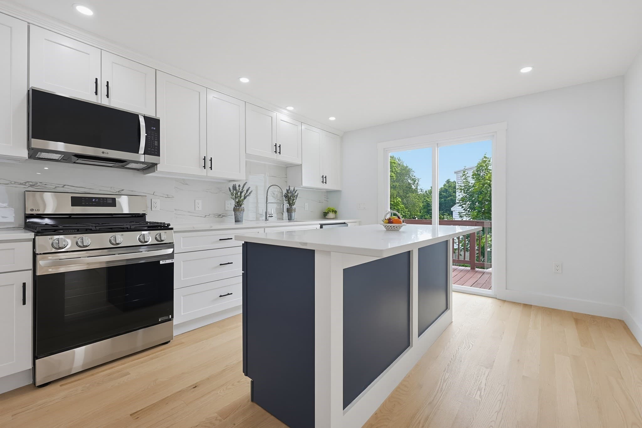 Single Family Residence at 358 W Main St, Avon MA 02322, Avon, photo 10 of 24