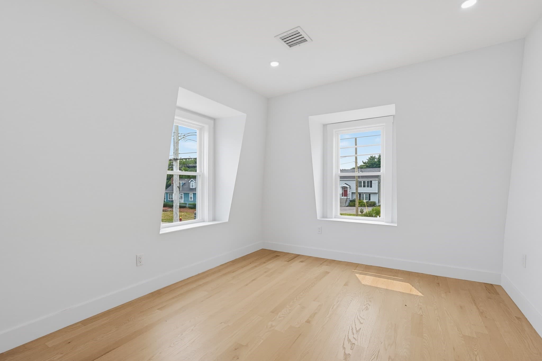 Single Family Residence at 358 W Main St, Avon MA 02322, Avon, photo 19 of 24
