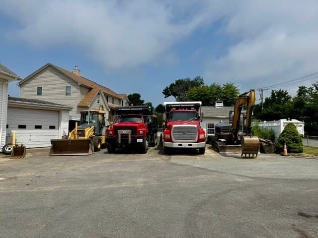 318 Alden Rd, Fairhaven MA 02719 photo 2