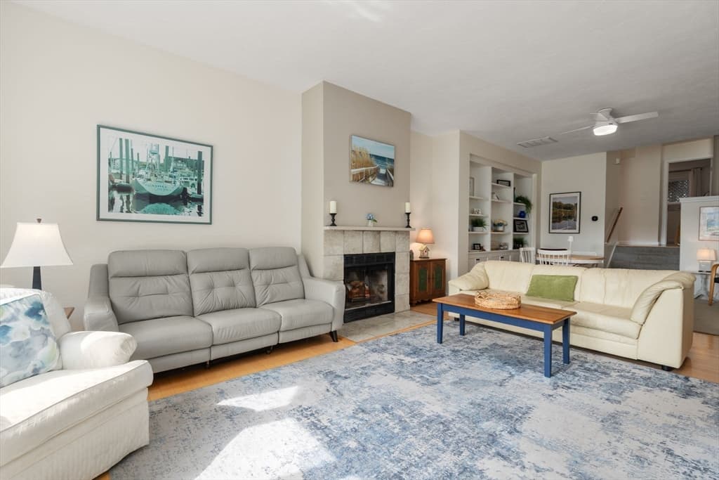 15 Story St # 4, Rockport MA 01966