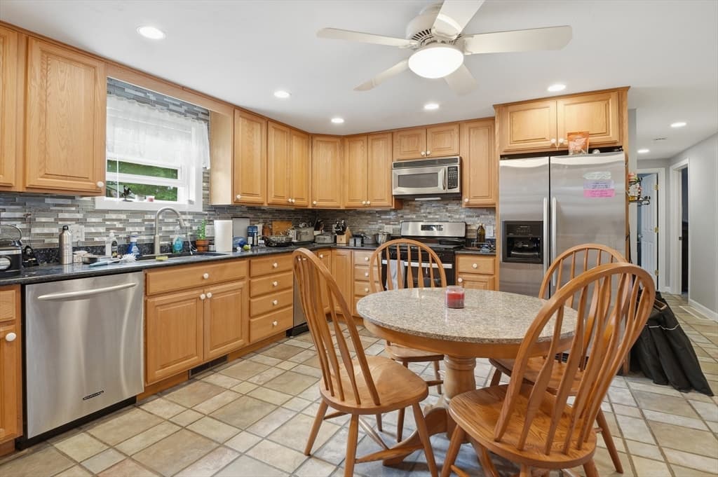 923 West Boylston Street, Worcester MA 01606 photo 16