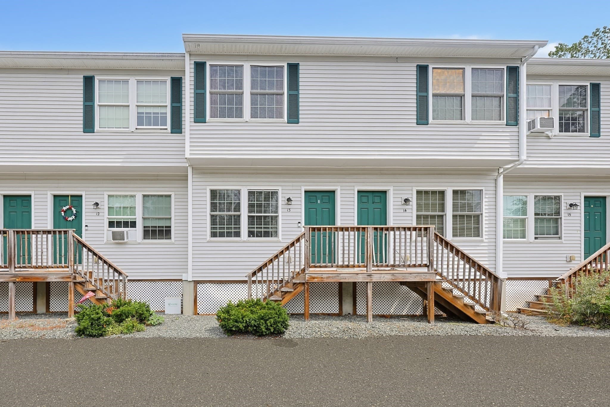 Condominium at 13 Dexter St # 13, North Attleboro MA 02760, North Attleboro, photo 2 of 27