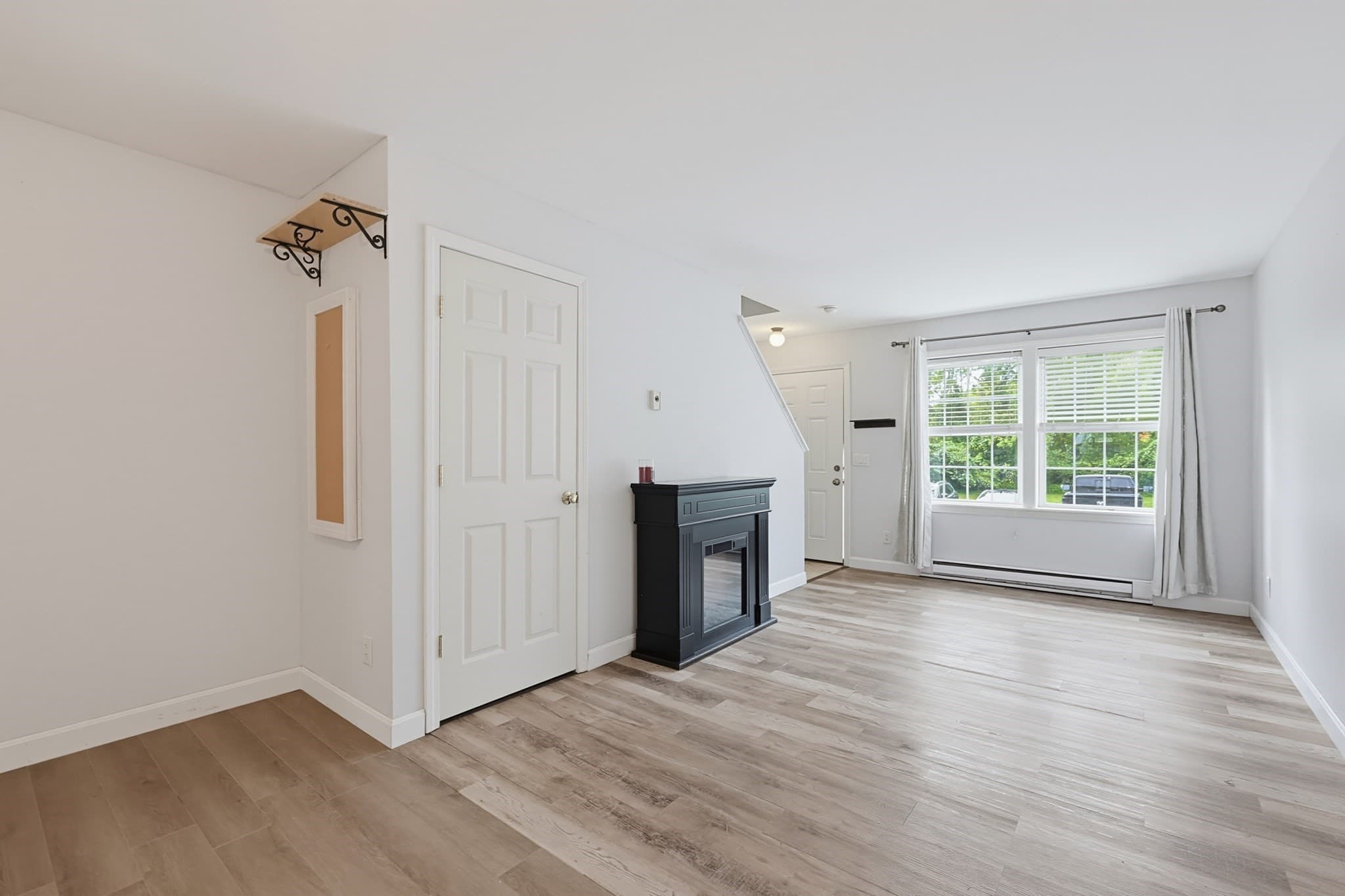 Condominium at 13 Dexter St # 13, North Attleboro MA 02760, North Attleboro, photo 16 of 27