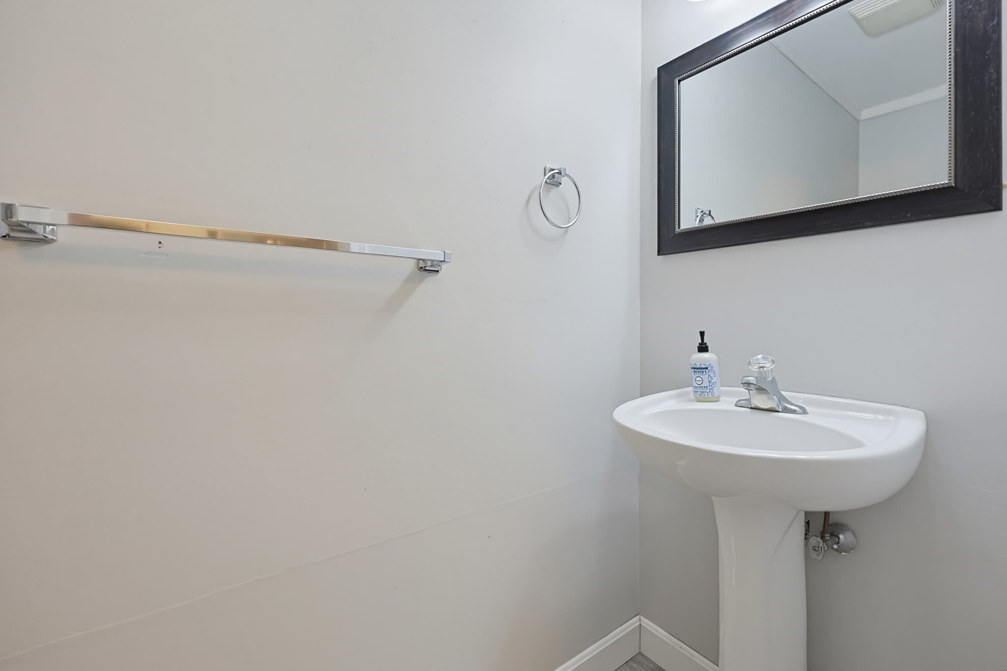 Condominium at 13 Dexter St # 13, North Attleboro MA 02760, North Attleboro, photo 11 of 27
