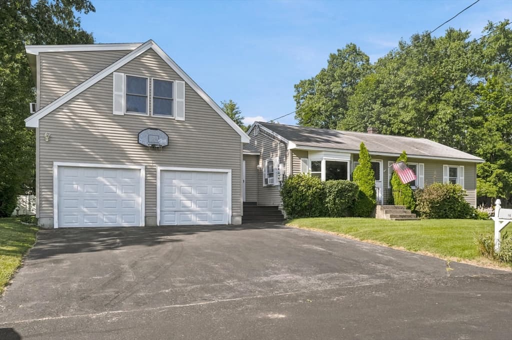16 Edgelawn Ave, Chelmsford MA 01863 photo 2