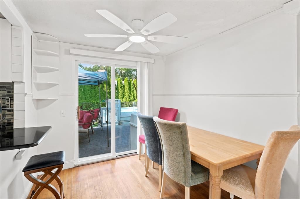 16 Edgelawn Ave, Chelmsford MA 01863 photo 13