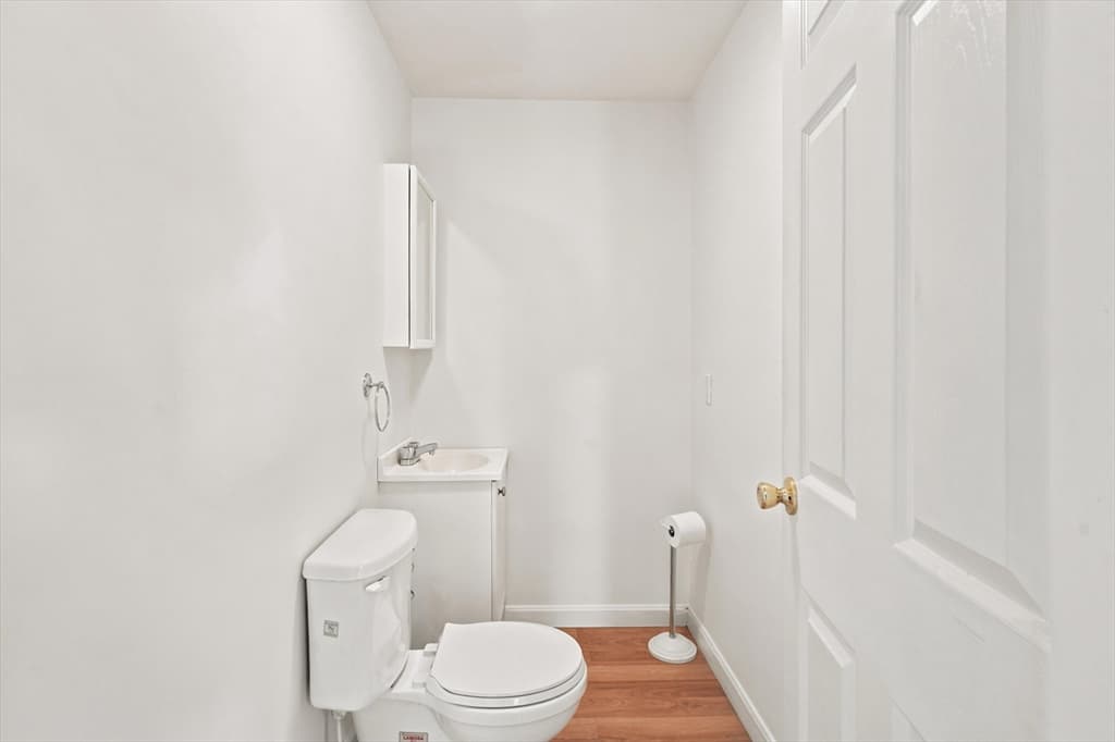 16 Edgelawn Ave, Chelmsford MA 01863 photo 20