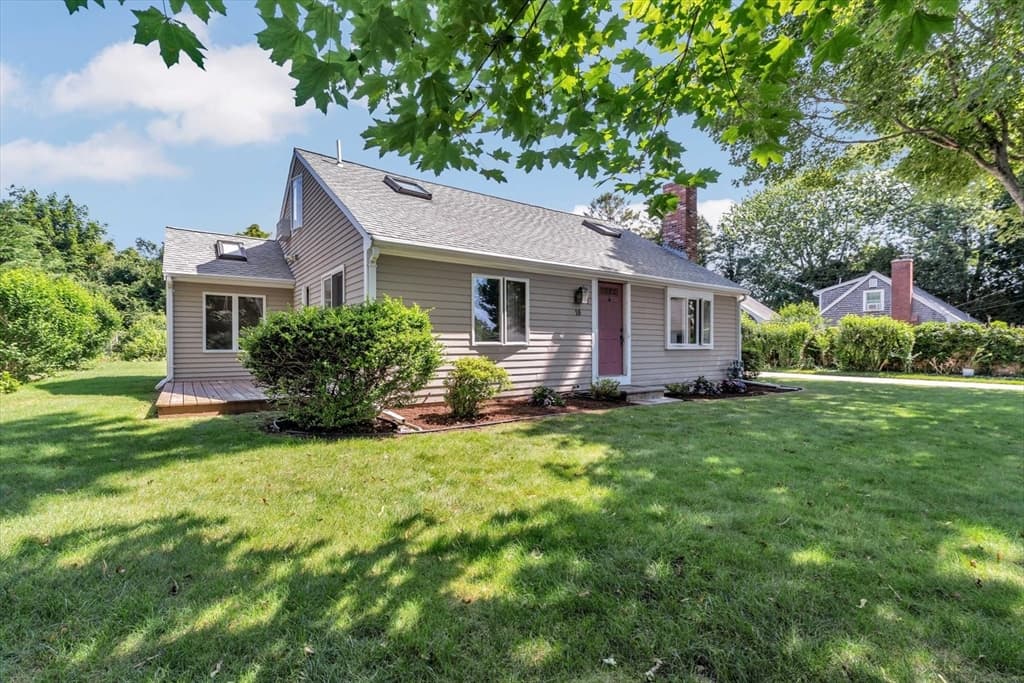 18 Clearview Avenue, Falmouth MA 02540 photo 2