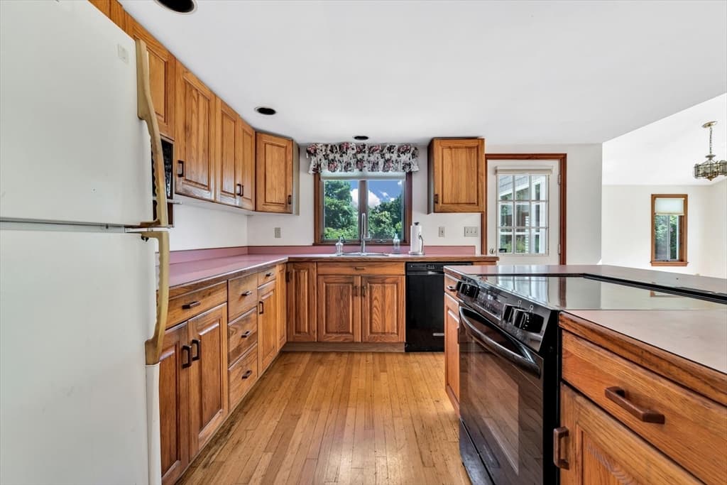18 Clearview Avenue, Falmouth MA 02540 photo 9