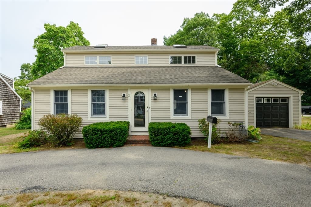 21 Pembroke St, Kingston MA 02364 photo 7