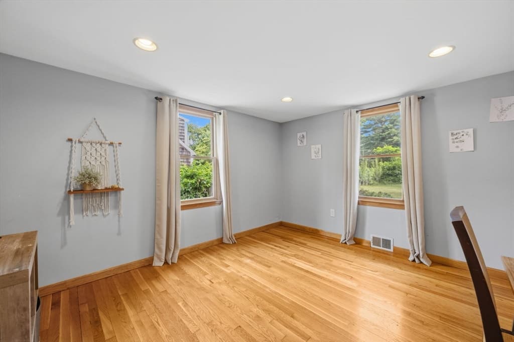 21 Pembroke St, Kingston MA 02364 photo 24