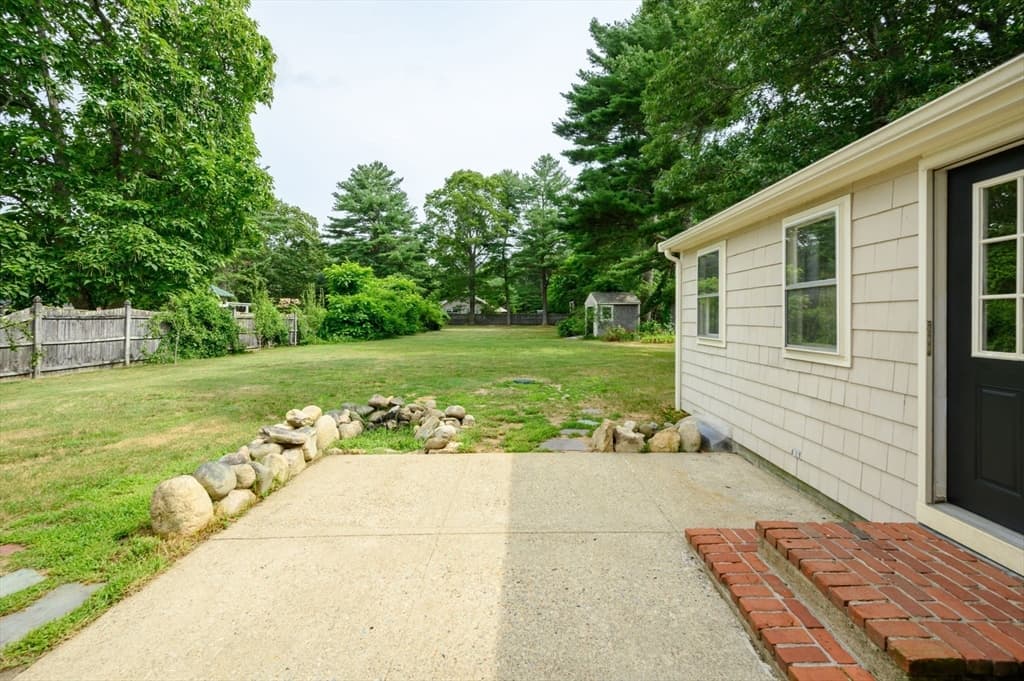 21 Pembroke St, Kingston MA 02364 photo 33