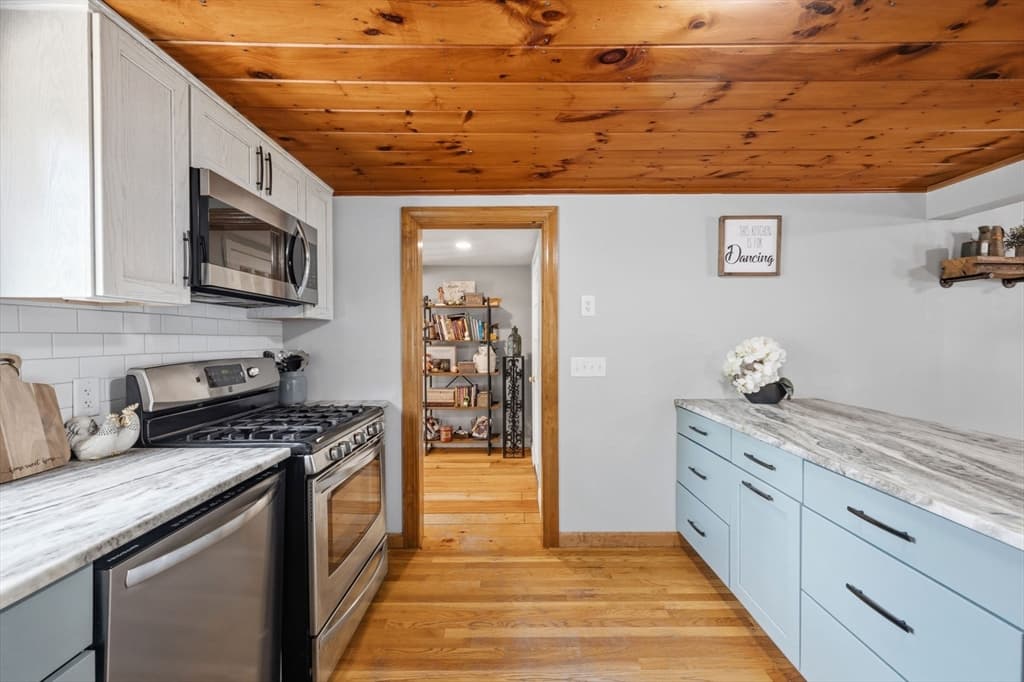 21 Pembroke St, Kingston MA 02364 photo 14