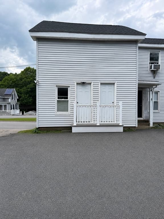 58 Stevens St, Marlborough MA 01752 photo 4