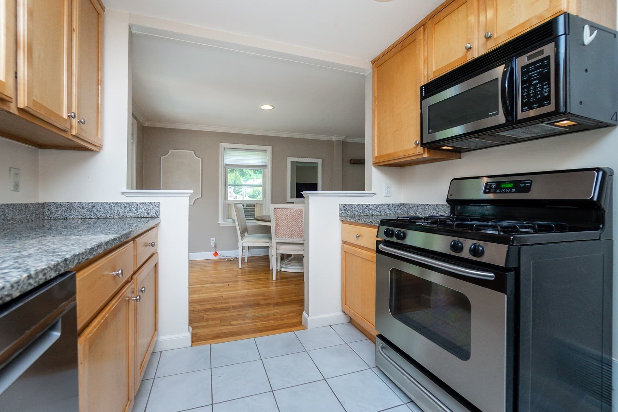 Condominium at 9 Bow St # 9, Arlington MA 02474, Arlington, photo 13 of 39