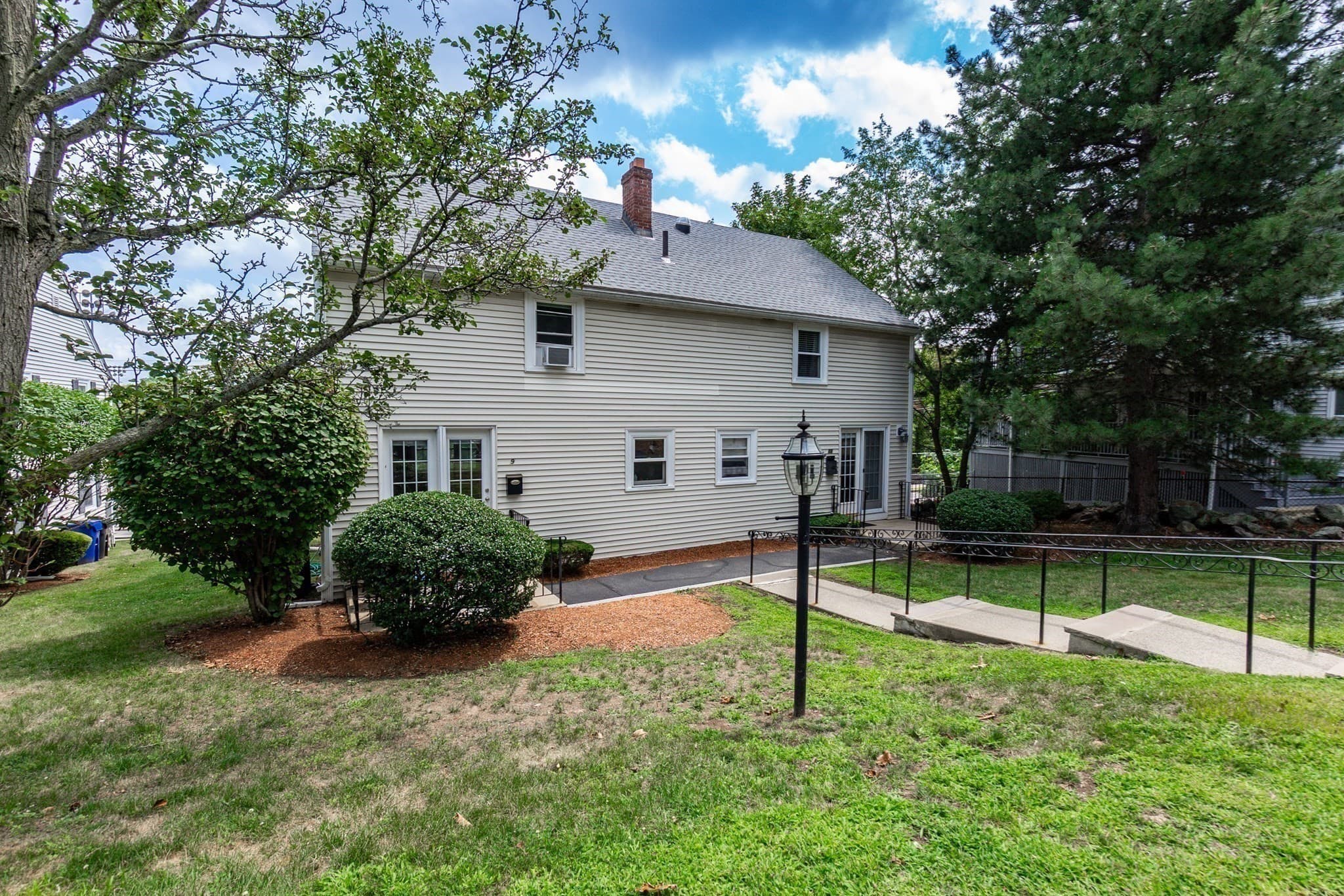 Condominium at 9 Bow St # 9, Arlington MA 02474, Arlington, photo 5 of 39