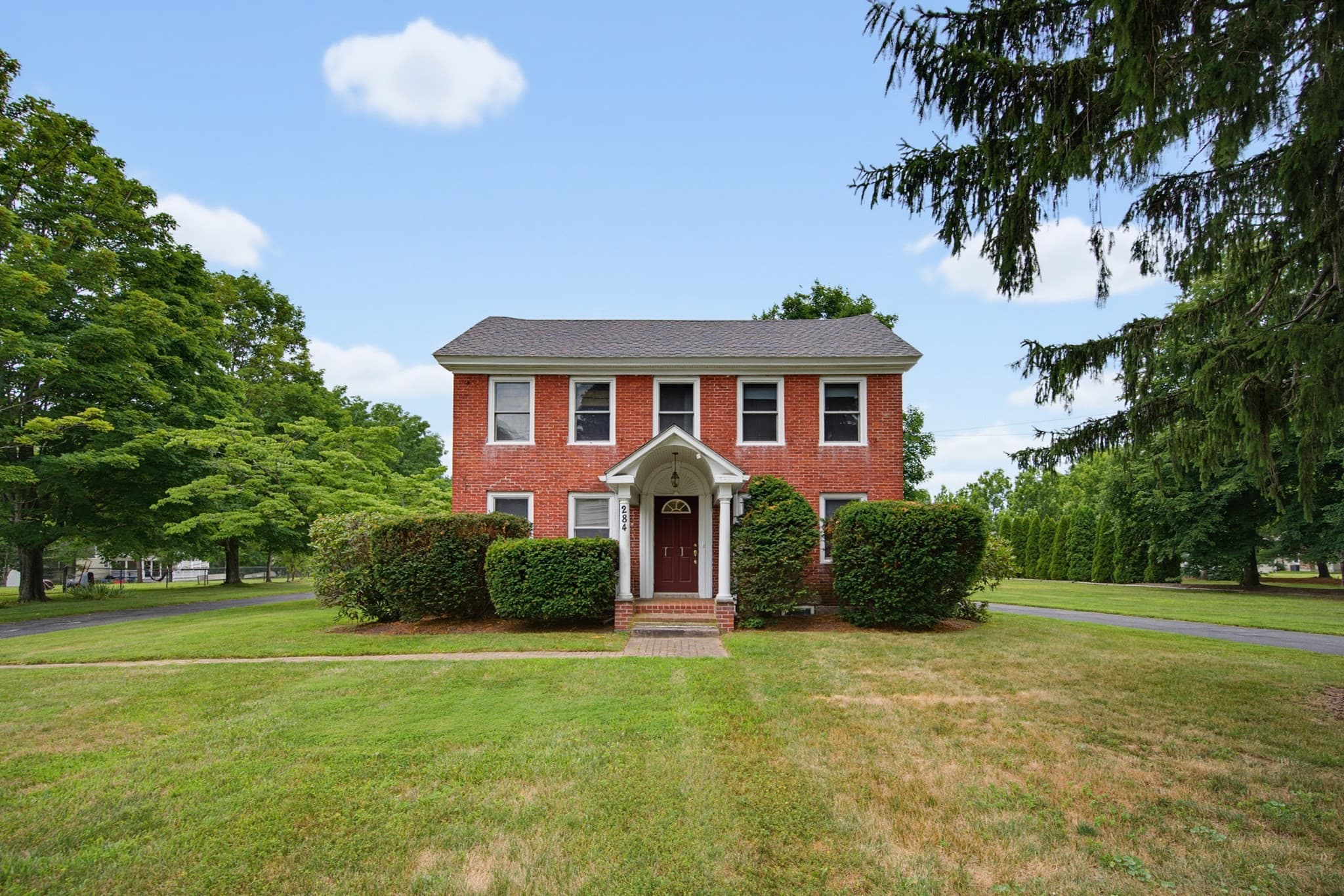 284 South St, Northborough MA 01532
