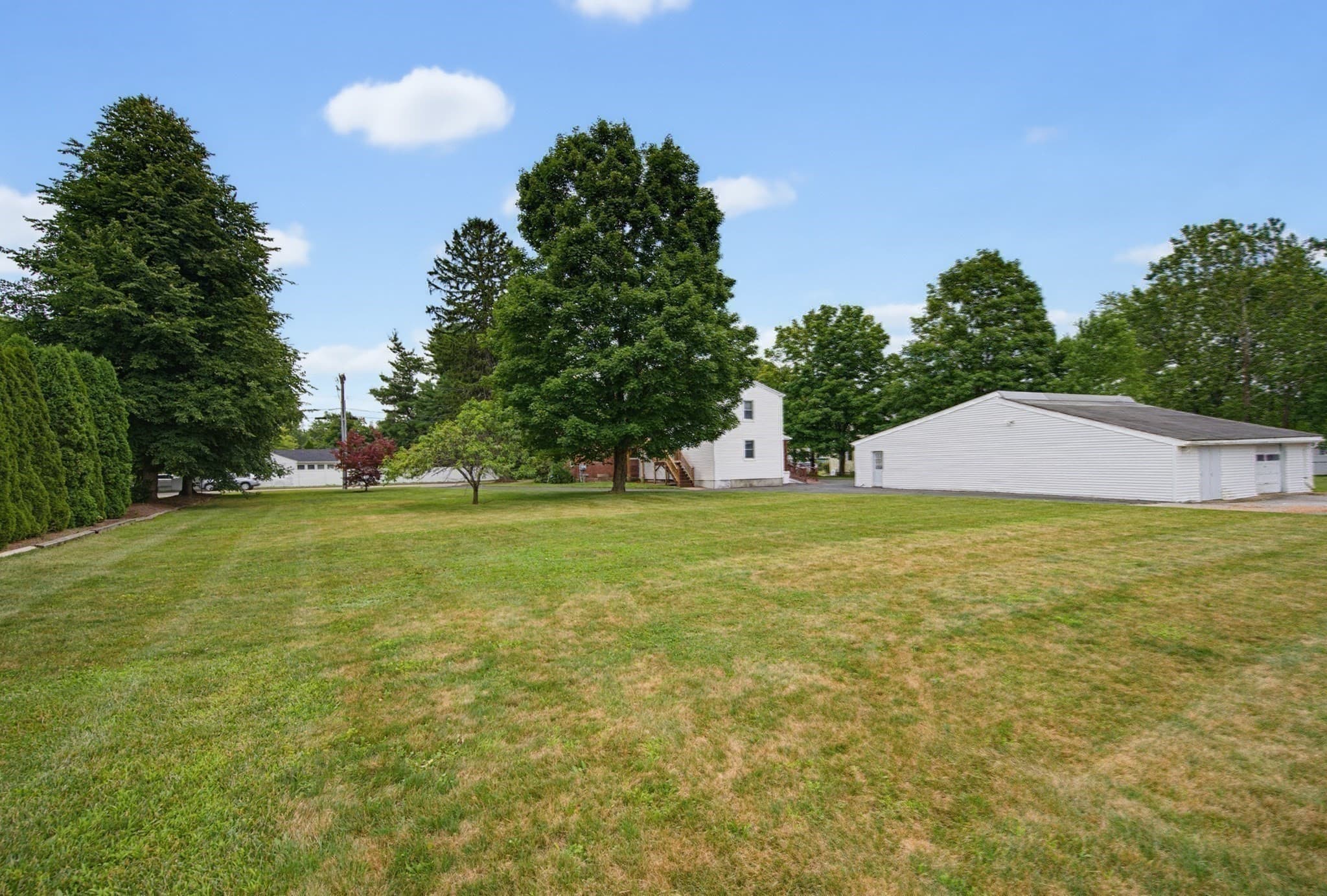 2 Family - 2 Units Up/Down at 284 South St, Northborough MA 01532, photo 28 of 30