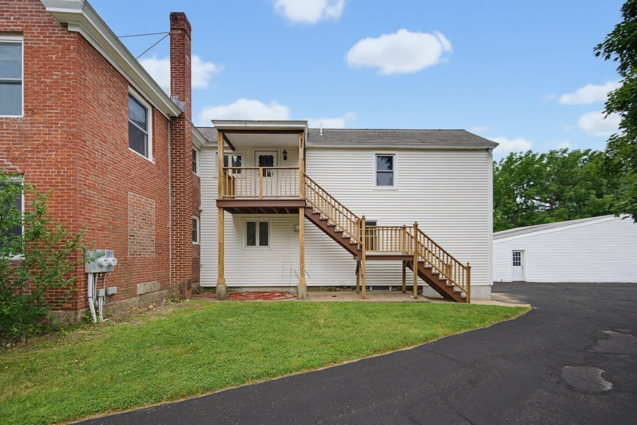 2 Family - 2 Units Up/Down at 284 South St, Northborough MA 01532, photo 15 of 30