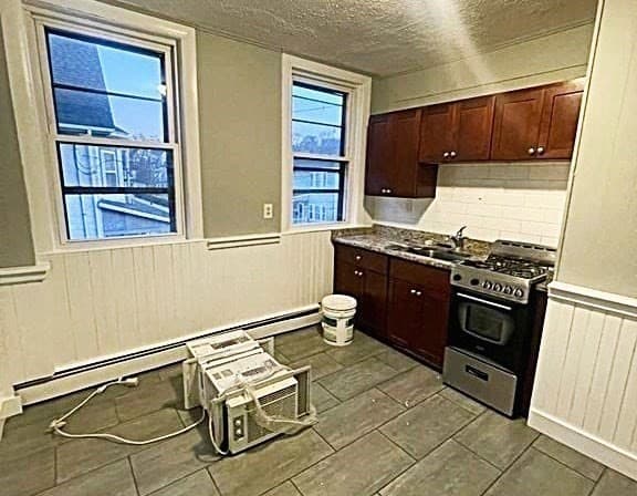 5-9 Family at 566 Shirley St, Winthrop MA 02152, Winthrop, photo 15 of 20