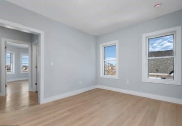 5-9 Family at 566 Shirley St, Winthrop MA 02152, Winthrop, photo 11 of 20