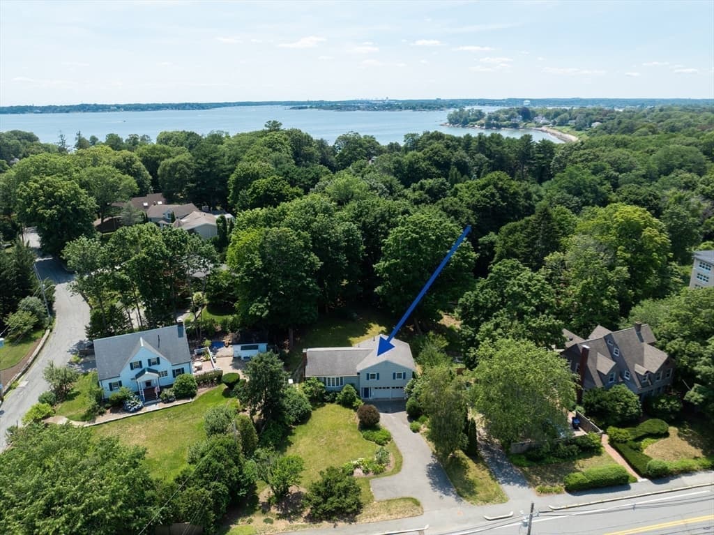 315 Hale St, Beverly MA 01915 photo 3