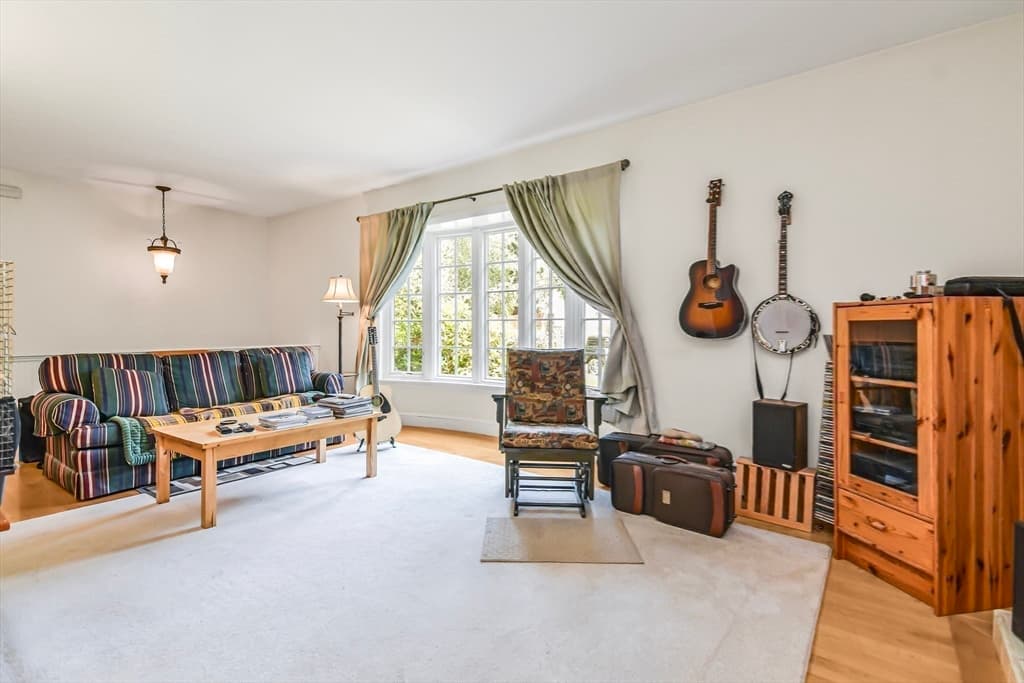 315 Hale St, Beverly MA 01915 photo 15