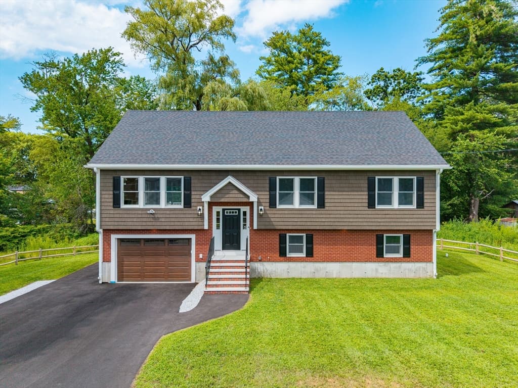 Single Family Residence at 6 Mchugh Ave, Billerica MA 01821, Billerica, photo 2 of 42
